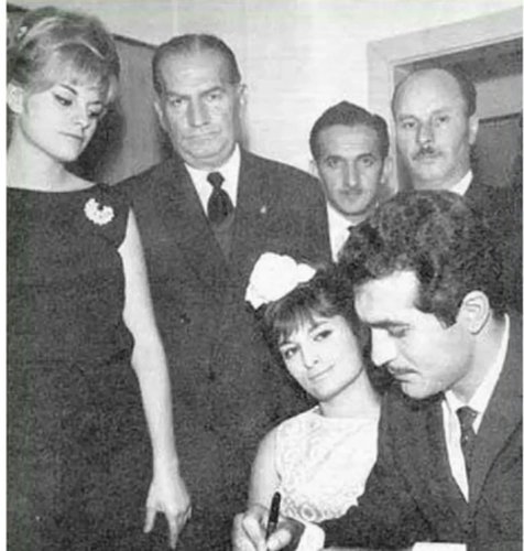 Fikret Hakan