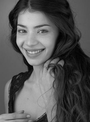 Lavinia Longhi