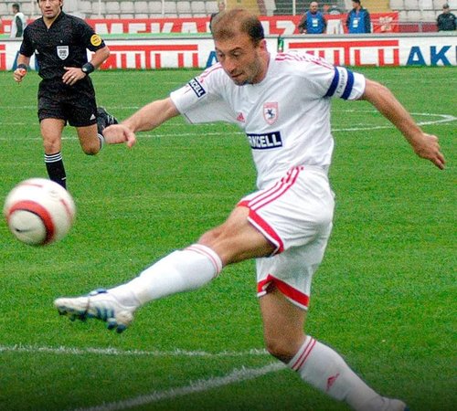 Serkan Aykut