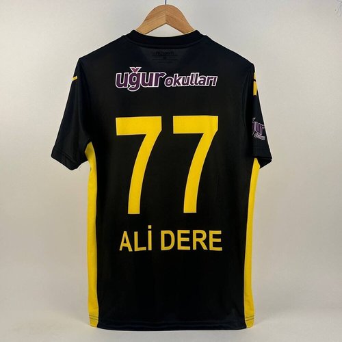 Ali Dere