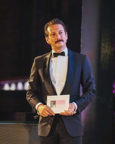 Engin Korukır