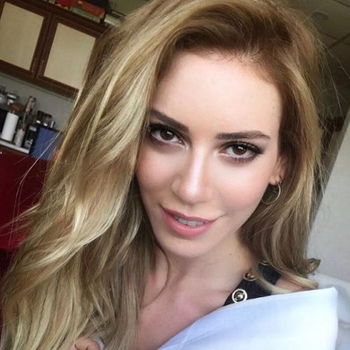 Sinem Kobal