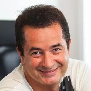 Acun Ilıcalı