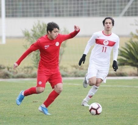 Mevlüt Han Ekelik