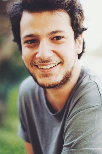 Nejat Uygur