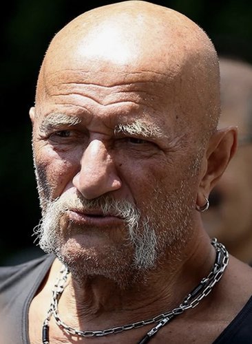 Coşkun Demirbakan