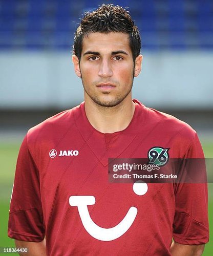 Deniz Ayçiçek