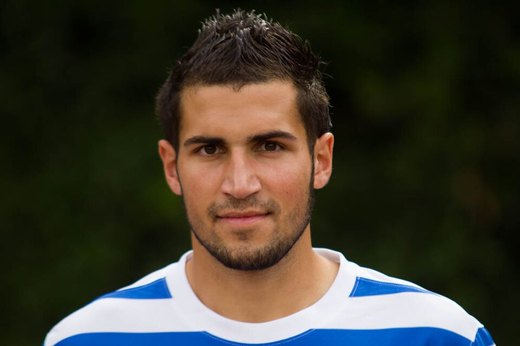 Deniz Ayçiçek