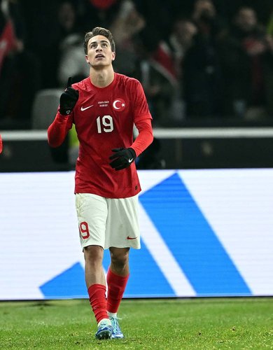 Kenan Karışık