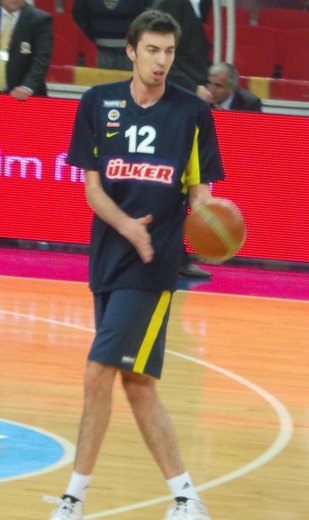 İzzet Türkyılmaz