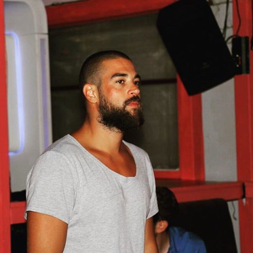 Yiğit İzik