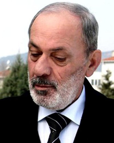 Metin Çekmez