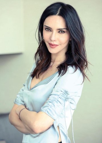 Hande Ataizi