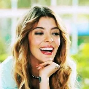 Selin Şekerci