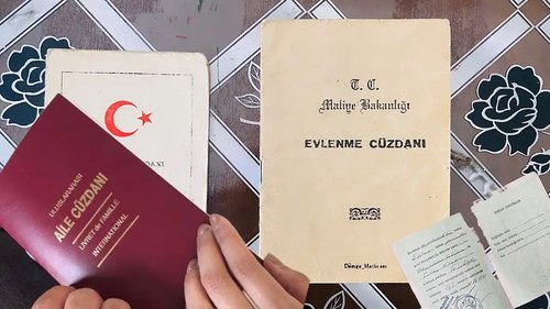 The Marriage Certificate (Evlenme Cüzdanı)