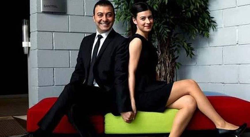 Ali Loves Ayşe (Ali Ayşe'yi Seviyor)