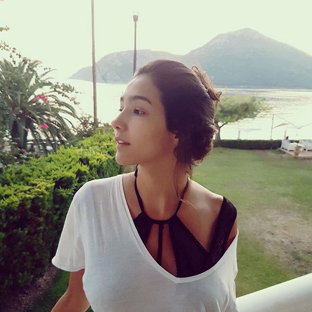 Söz Dizisi Bahar (Aybüke Pusat) Kaç Kilo?