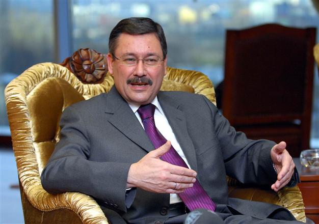 Melih Gökçek Vikipedi