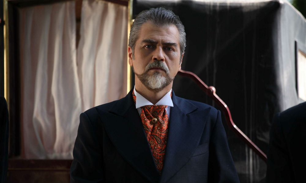 Hercai Dizisi Hazar'ın (Serhat Tutumluer) Boyu Kaç?